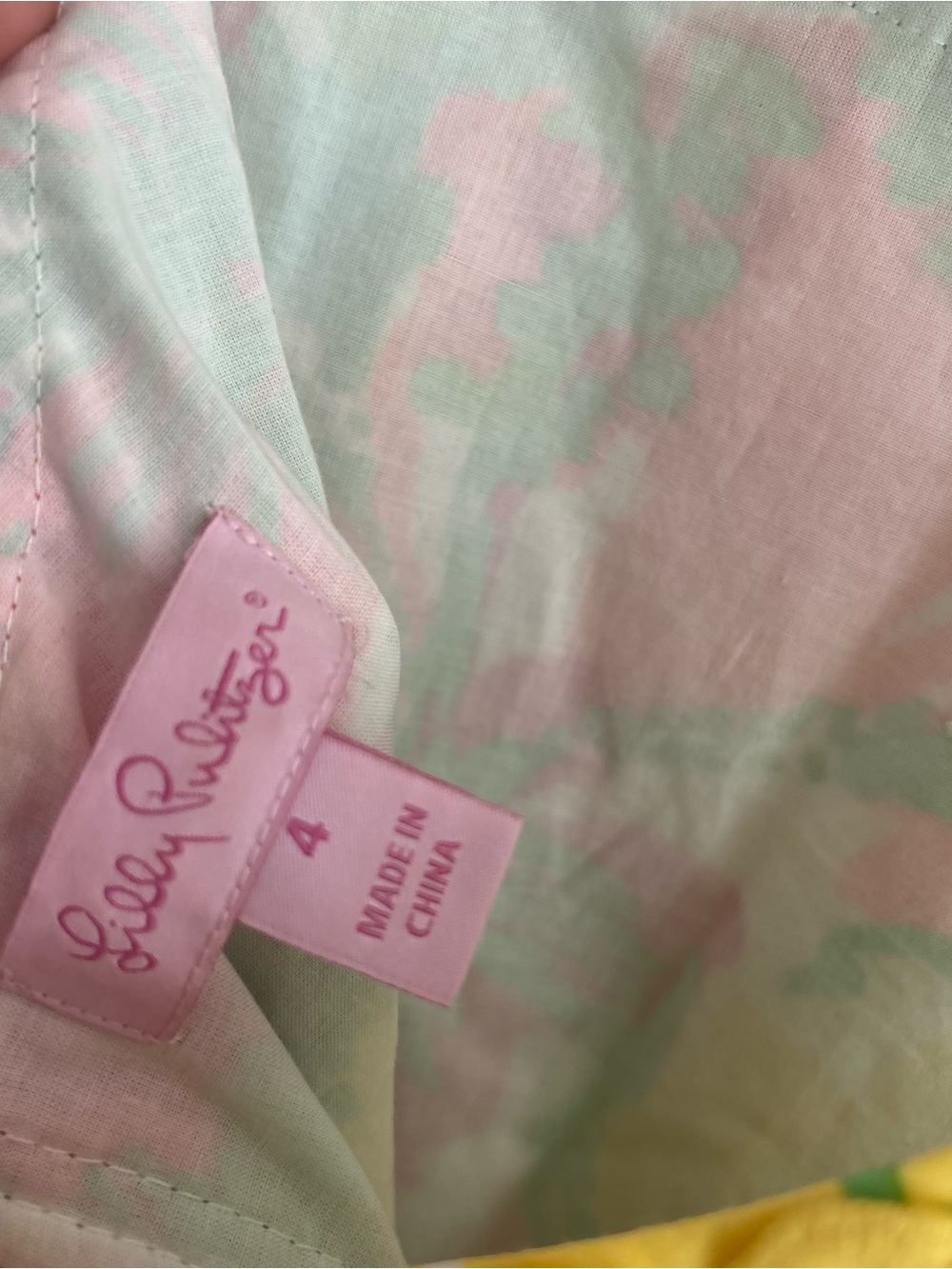 Lily Pulitzer delia shift dress in bright floral - Picture 6 of 7